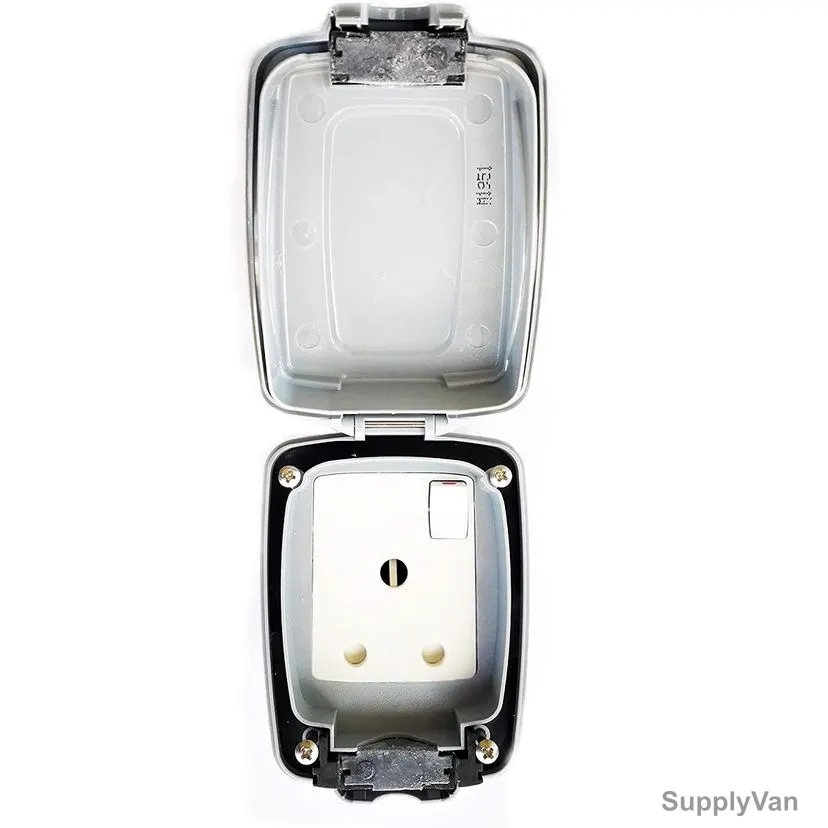 Mk Single Pole Waterproof Switched Socket, MS86893GRY, Masterseal Plus, Polycarbonate, IP66, 1 Gang, 15A, Grey