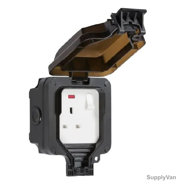 Knightsbridge Switched Socket With Power Indicator, OP7N, 1 Gang, 13A, 230V
