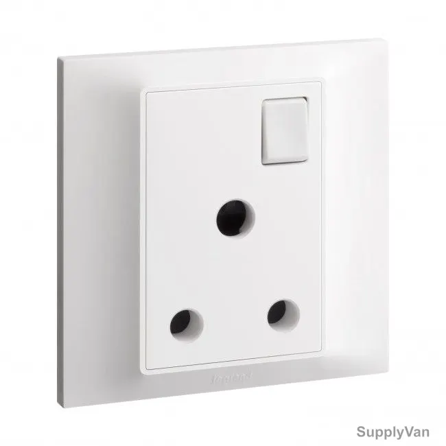 Legrand Single Pole Switched Socket With Neon, 617652, 15A, 250V, 1 Gang, White