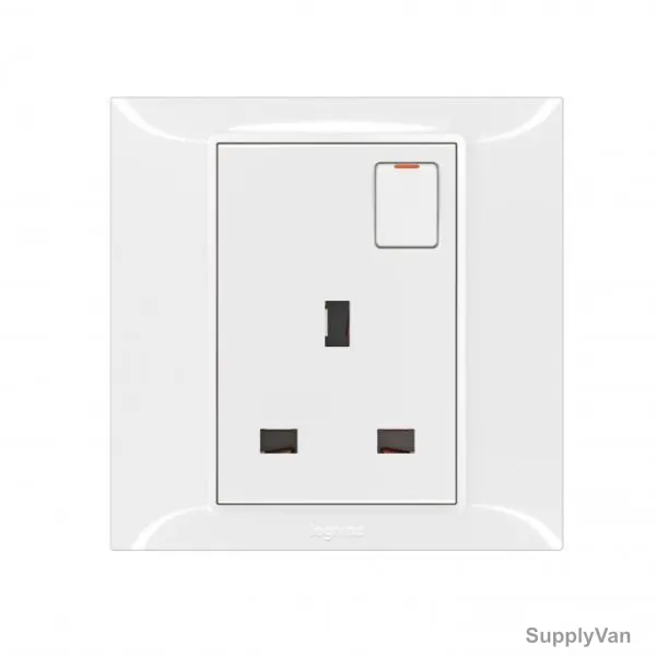 Legrand Single Pole Switched Socket, 617641, Belanko S, 1 Gang, 13A, 250V