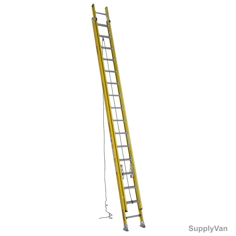 Werner Dual Section Extension Ladder, D7132-2, Fiberglass, D-Rung, 16+16 Steps, 170 Kg Weight Capacity