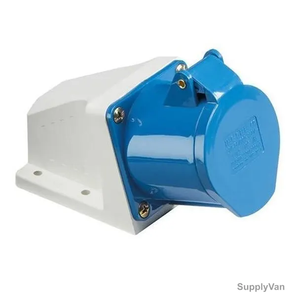 Uhcom 3 Pin Wall Mounted Socket, 220V, 16A