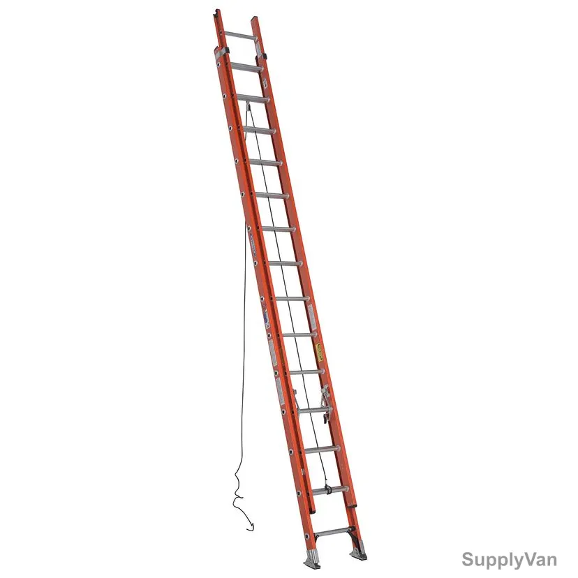 Werner Dual Section Extension Ladder, D6228-2, Fiberglass, D-Rung, 14+14 Steps, 136 Kg Weight Capacity — image 1
