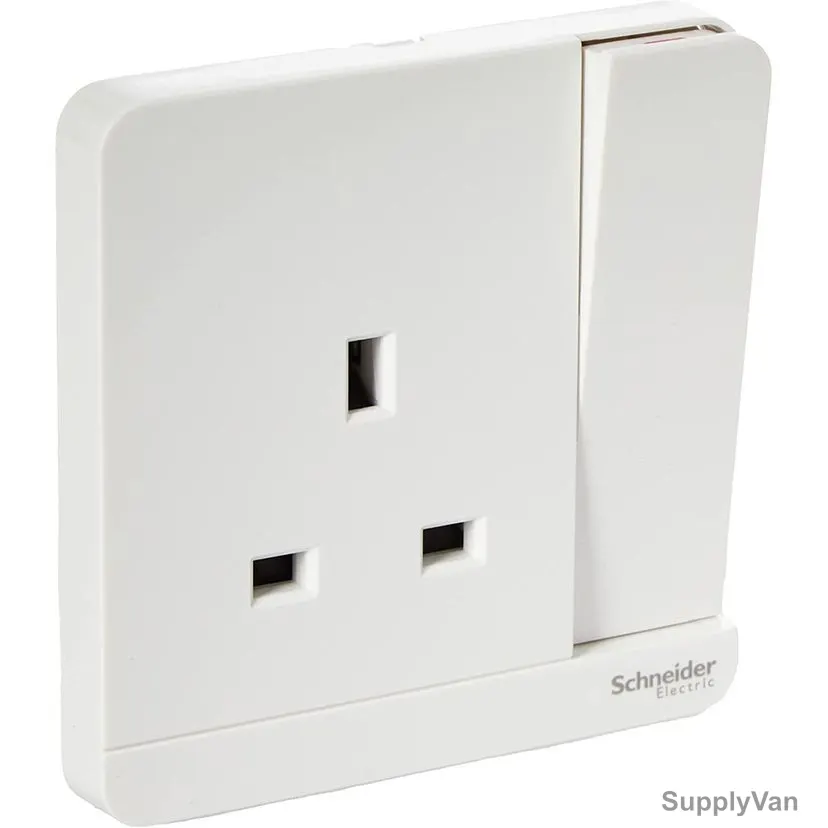 Schneider Electric Switched Socket, E8315-WE-G12, AvatarOn, 1 Gang, 13A, 250VAC, White — image 1