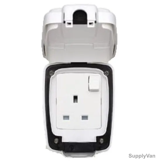 Mk Single Pole Waterproof Switched Socket, MS86486WHI, Masterseal Plus, Polycarbonate, IP66, 1 Gang, 13A, White