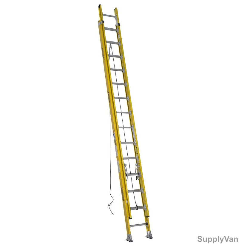 Werner Dual Section Extension Ladder, D7128-2, Fiberglass, D-Rung, 14+14 Steps, 170 Kg Weight Capacity — image 1