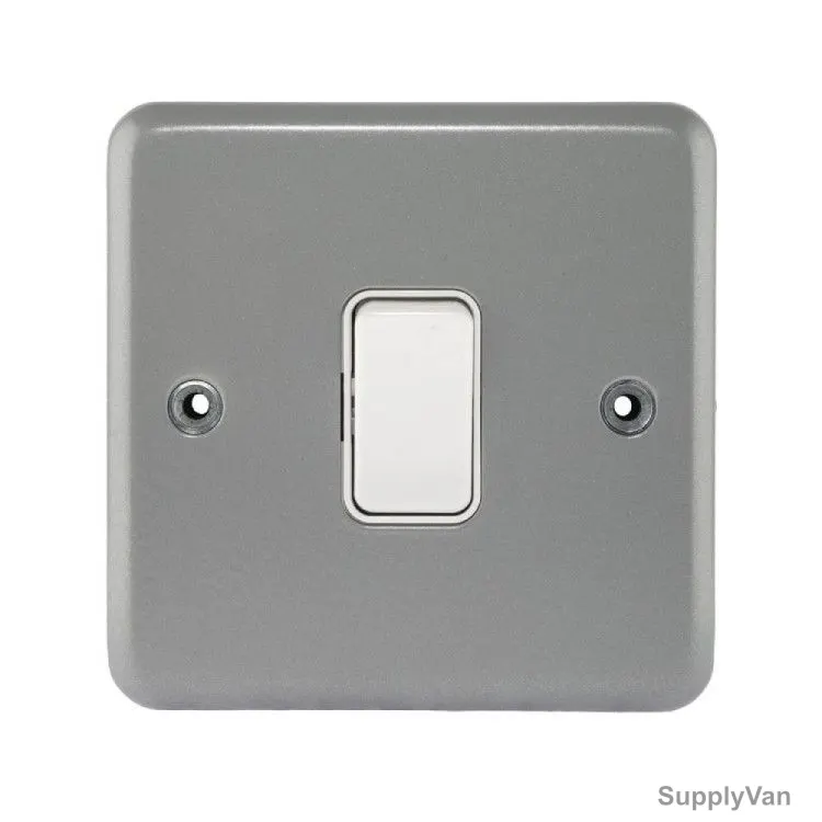 Mk Single Pole Electrical Plate Switch, K3591ALM, Metalclad Plus, IP2X, 1 Gang, 2 Way, 10A, Aluminium
